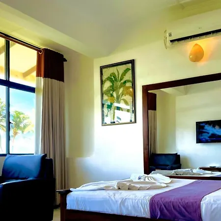 Lavinia Blue Hotel Dehiwala-Mont Lavinia Extérieur photo