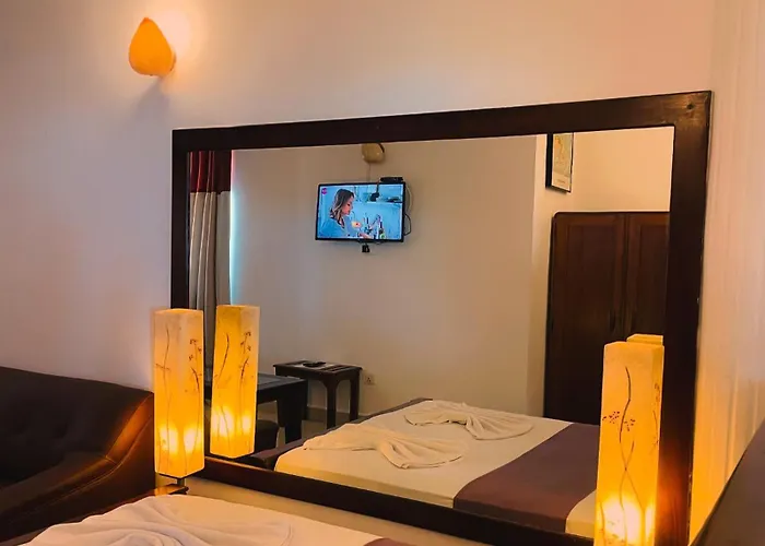 Lavinia Blue Hotel