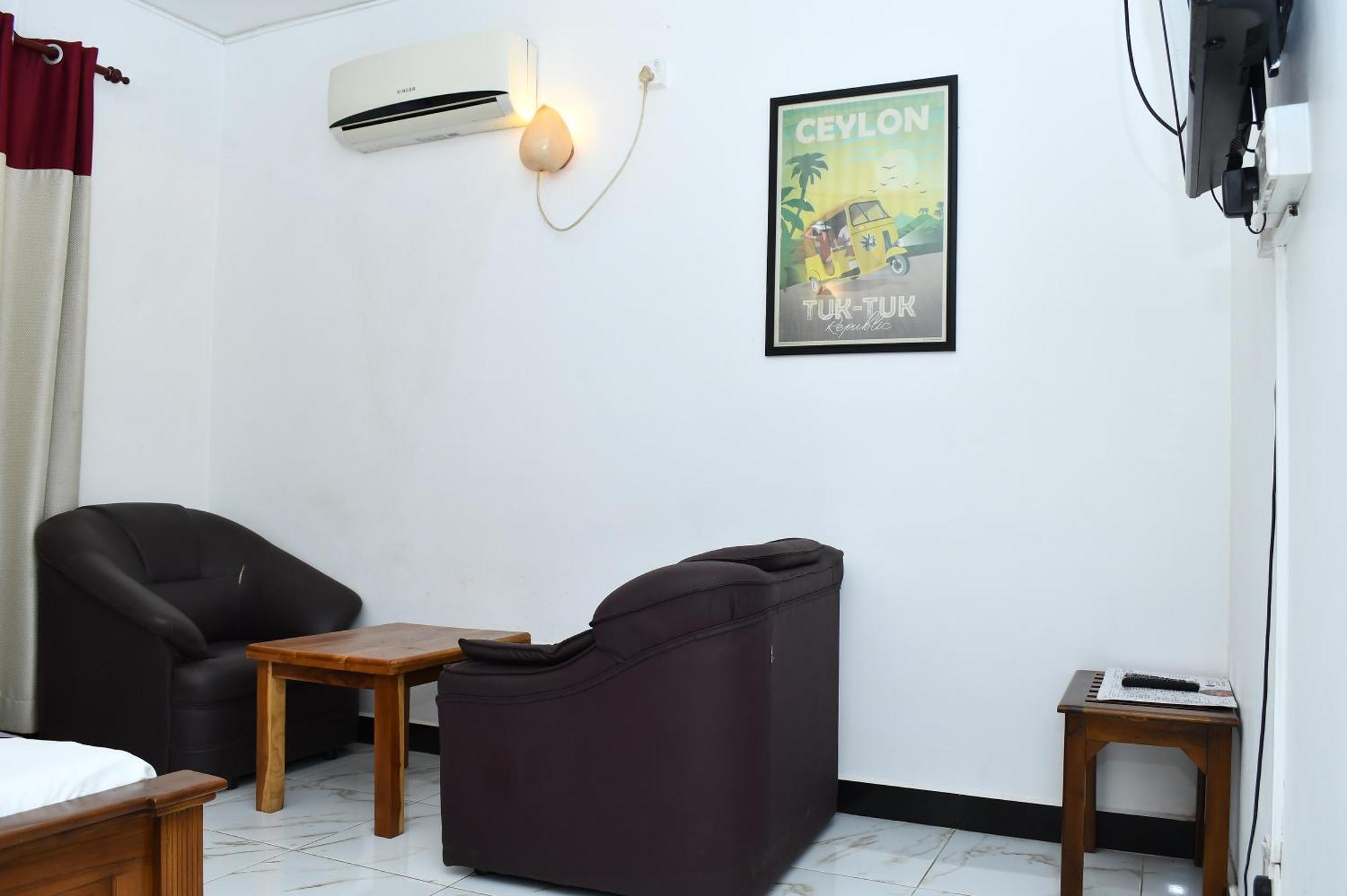 Hotel Lavinia Blue